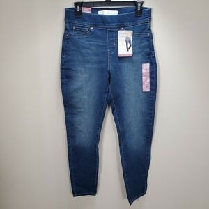 Signature Levi Strauss Blue Jean Pull On Skinny Sz 8S NWT  Blue elastic waist
